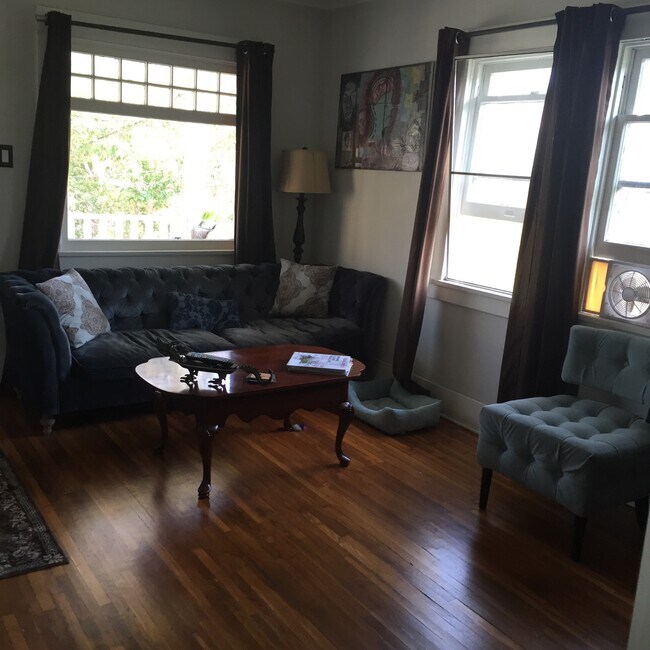 Living room - 1453 Echo Park Avenue