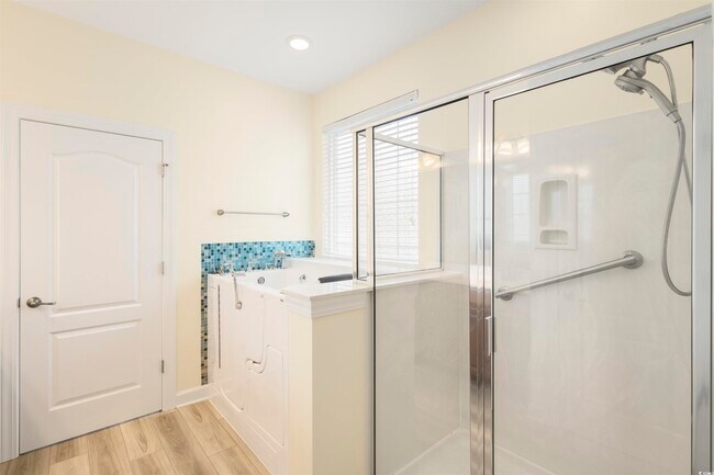 Building Photo - 3284 Saddlewood Cir
