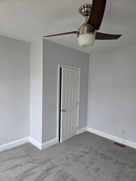 Back Bedroom - 614 McKewin Ave