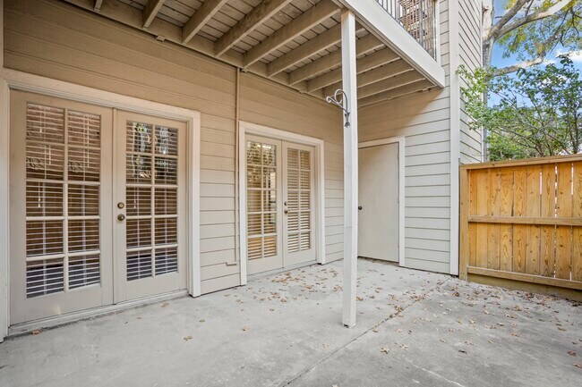 Building Photo - 2001 Bering Dr