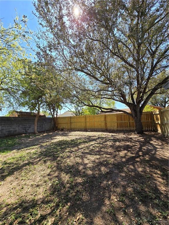 Building Photo - 28 Falcon Ave