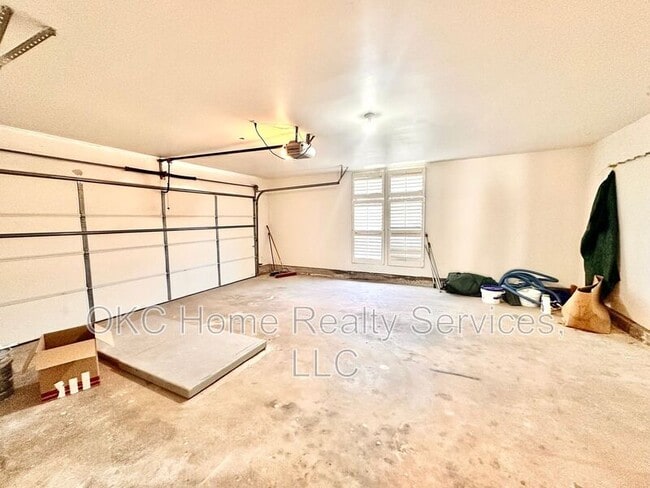 Building Photo - 4232 NW 144th St