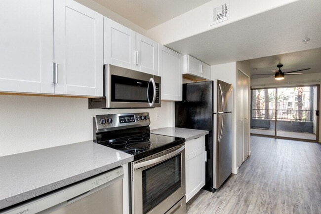 Building Photo - The Rockford