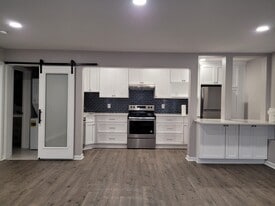 Building Photo - 3866 Lake Sanctuary Way