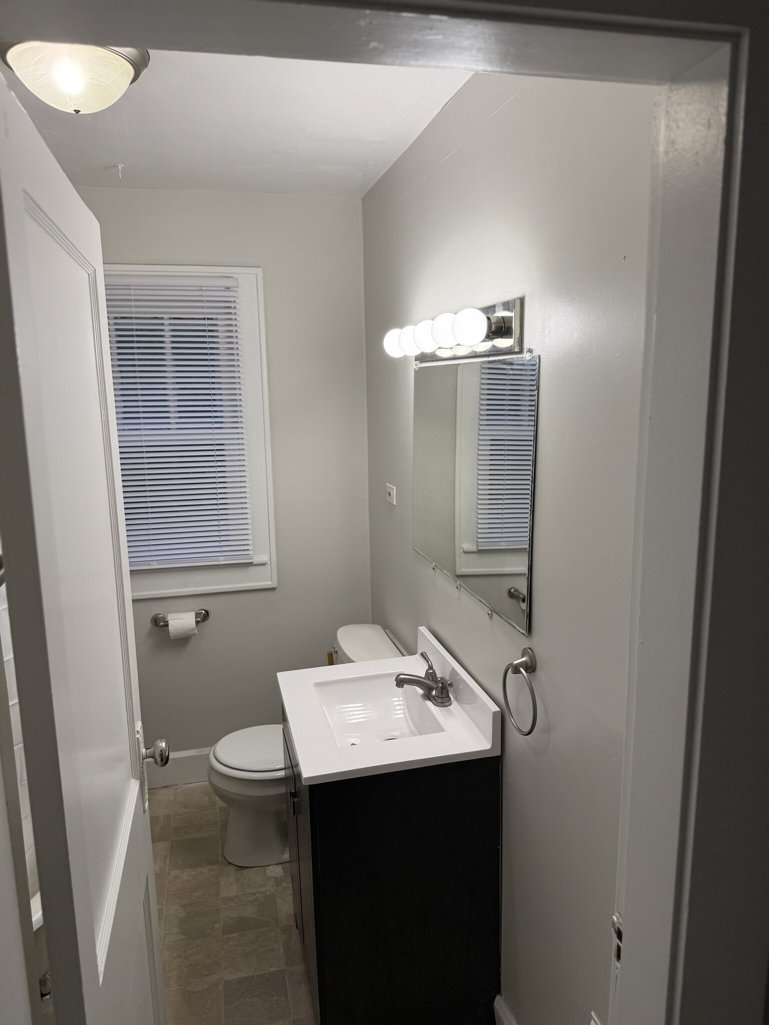 Building Photo - 815 N Bancroft St