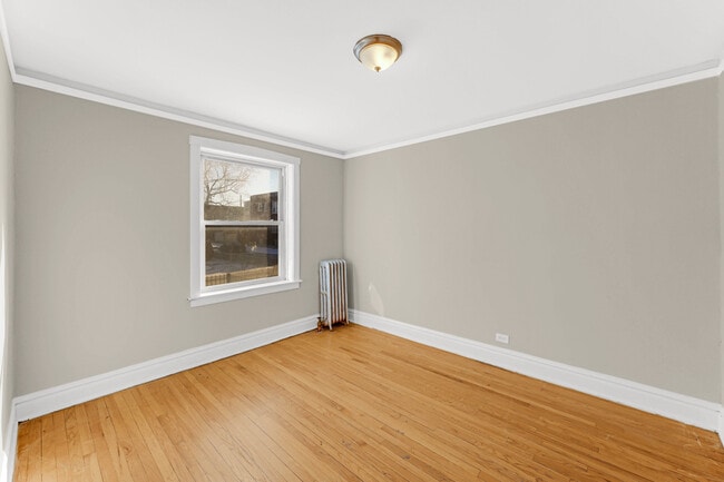 Building Photo - 3006 W 64th St