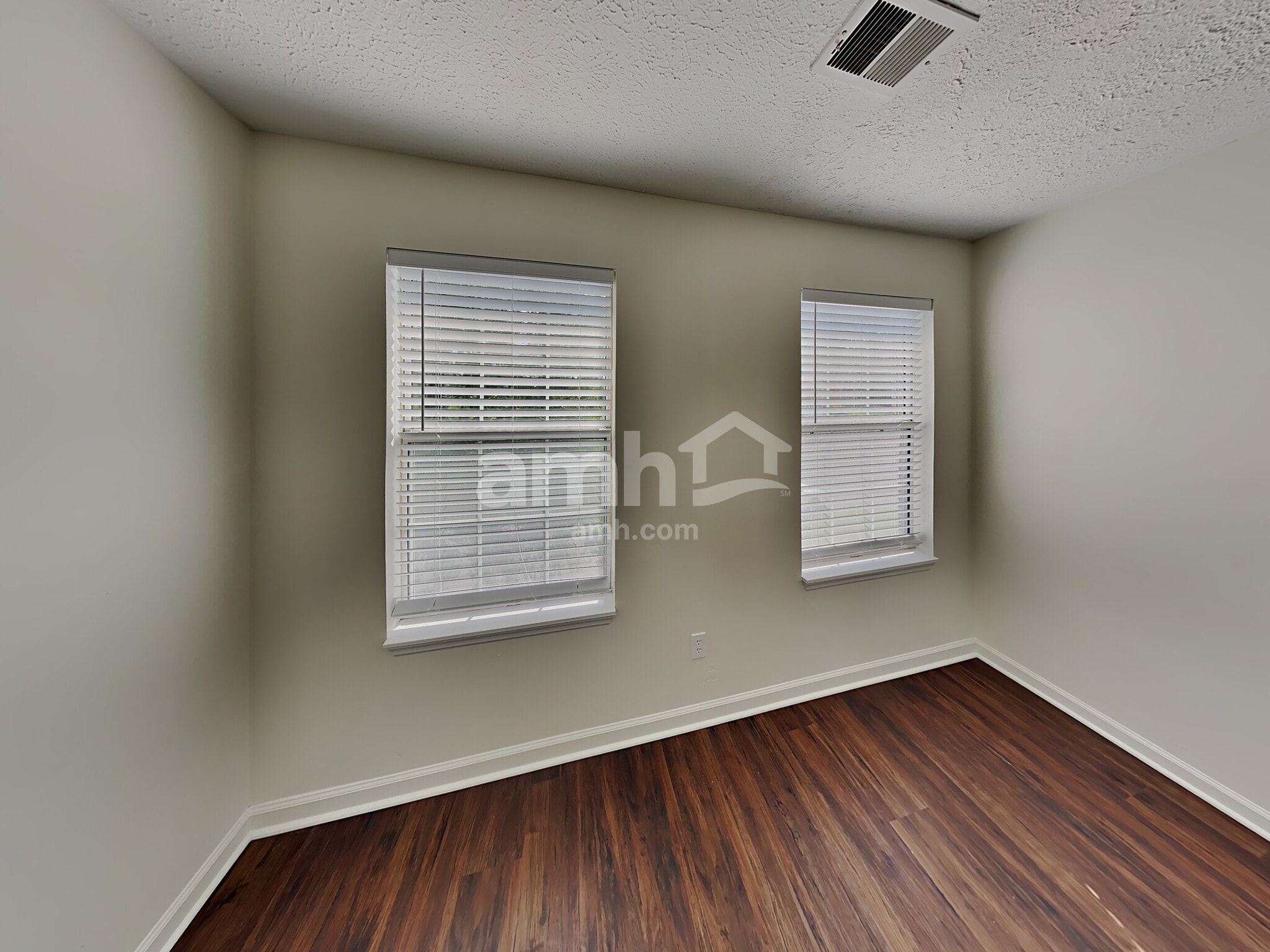 Building Photo - 808 Pebble Creek Ct