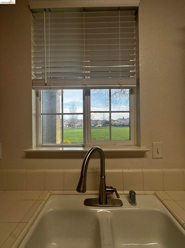 Building Photo - 8224 Shay Cir