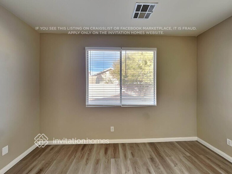Building Photo - 5952 Hickory Nut Ave