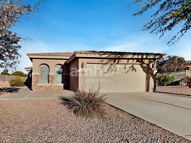 Building Photo - 7504 S Sunrise Way
