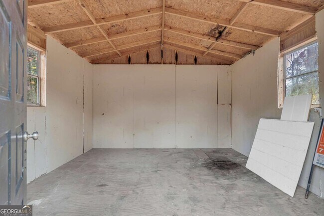 Building Photo - 3368 Lincolndale Ct