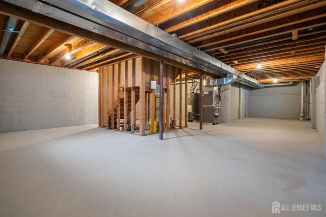Building Photo - 5 Narrows Way