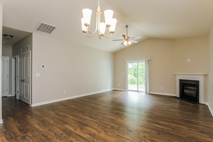 Building Photo - 118 Southhampton St