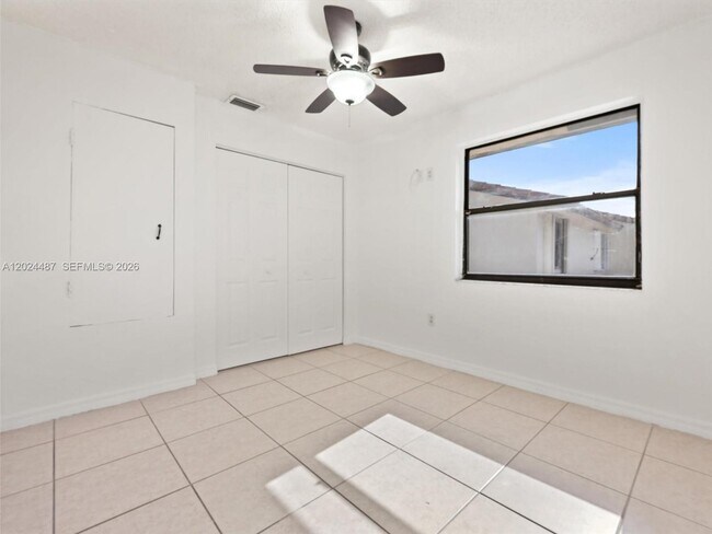 Building Photo - 5437 W 21st Ave