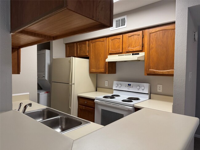 Building Photo - 4001 E NASA Pkwy