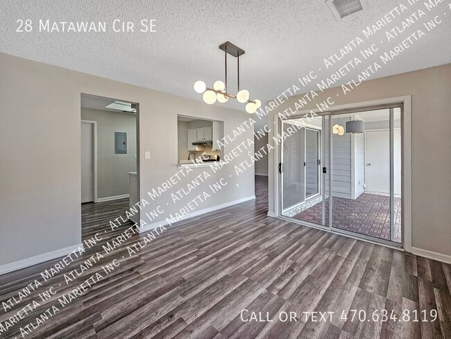 Building Photo - Stylish 2-Bedroom, 2-Bath End-Unit Condo i...