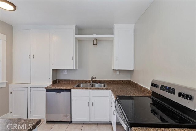 Building Photo - 4311 Sunnyside Dr