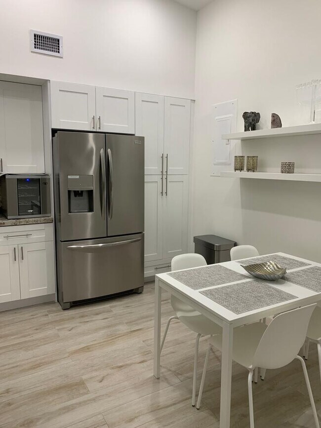 Building Photo - 21236 Harbor Way