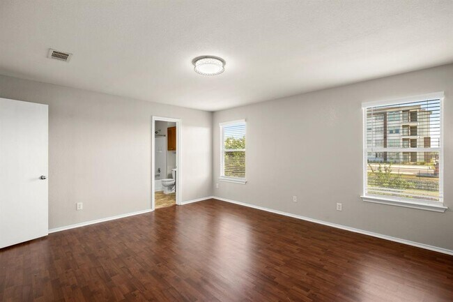 Building Photo - 12028 Plains Valley Dr