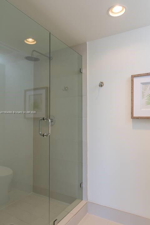 Building Photo - 2600 E Hallandale Beach Blvd