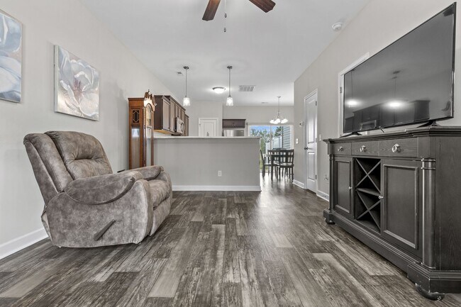 Building Photo - Marshall Farms Beauty with Dual Suites & Open-Concept Living