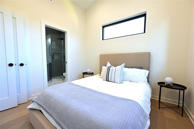 Building Photo - 4410 Glomar Ave