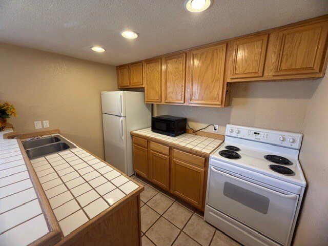 Building Photo - 25972 US-70