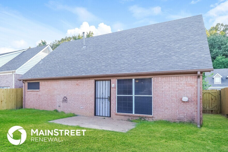 Building Photo - 1424 Marhill Cove