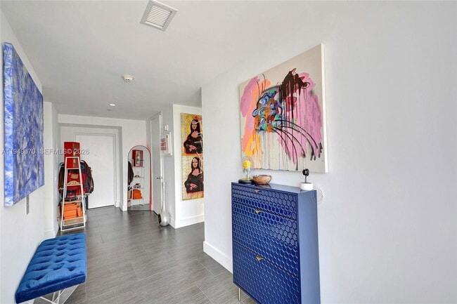 Building Photo - 1100 Biscayne Blvd