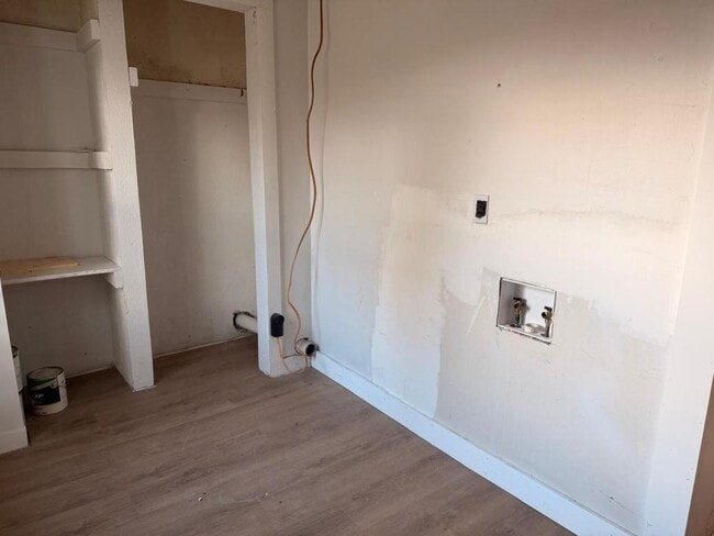 Building Photo - 1201 W Baxter Ave