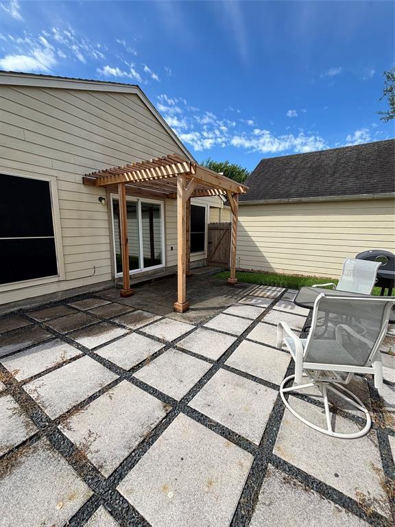 Building Photo - 16719 Dale Oak Way