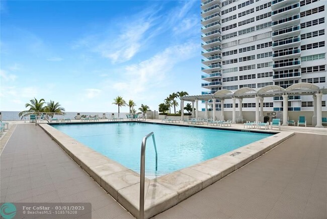 Building Photo - 3500 Galt Ocean Dr