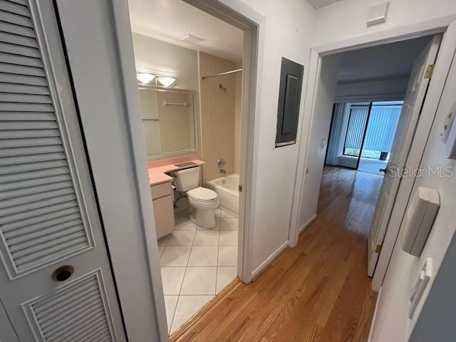 Building Photo - 1725 PINE RIDGE WAY E UNIT C
