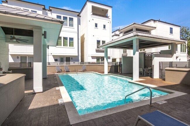 Building Photo - 419 T C Jester Blvd