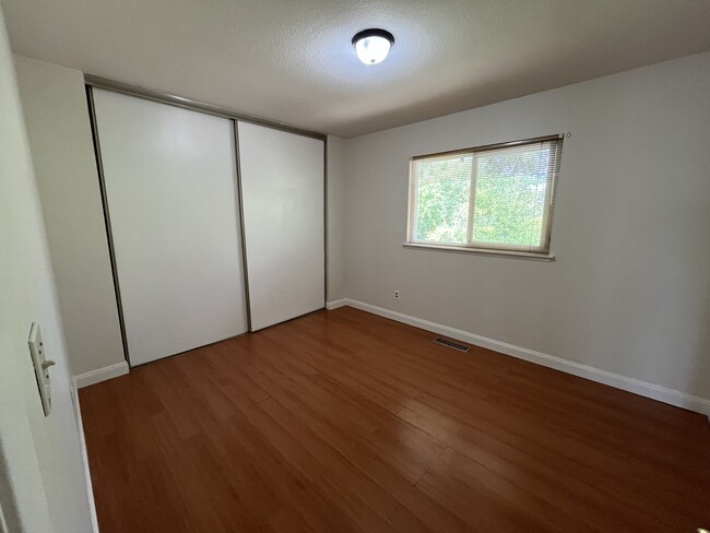 2nd bed room - 4371 Kearsarge Ct