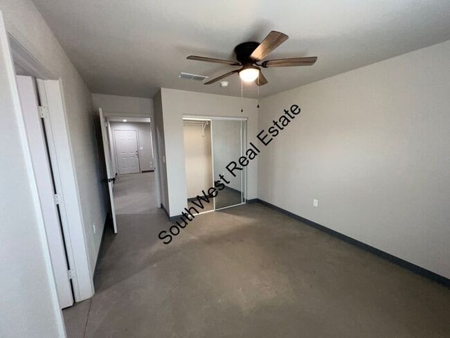 Building Photo - 2 BED 2 BATH APT ALL BILLS PAID!