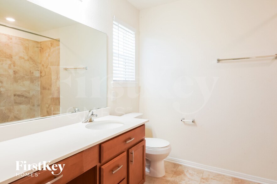 Building Photo - 16603 Live Oak Canyon Dr