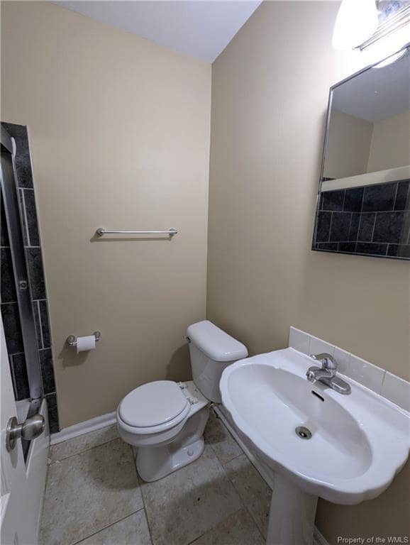 Building Photo - 111 King William Dr