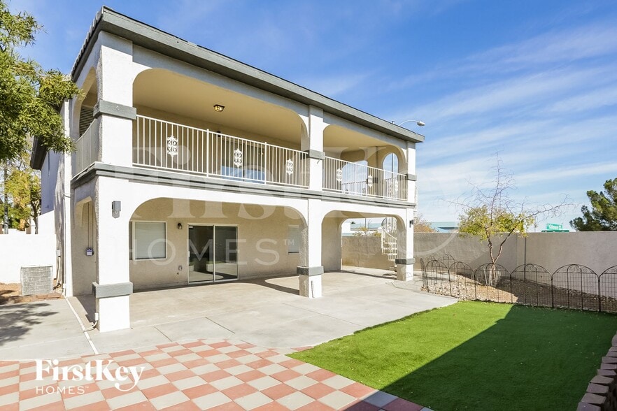 Building Photo - 9501 Forest Lily Ct
