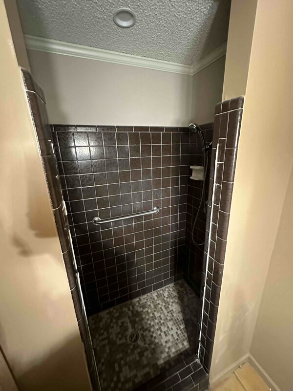 Building Photo - 9224 W 1st St