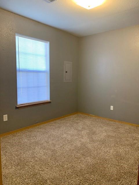 Building Photo - 2324 Harry St