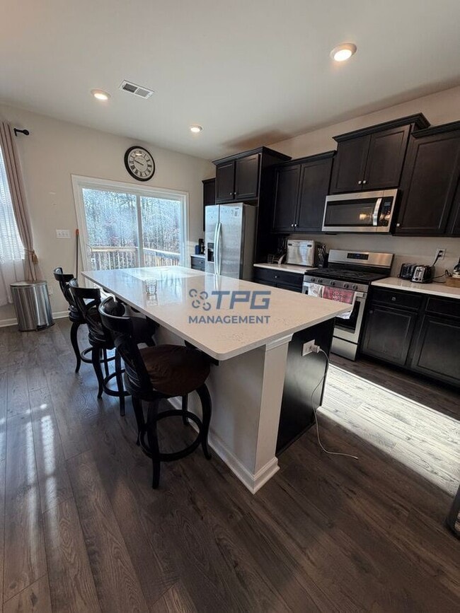 Building Photo - 55 Melanie Wy