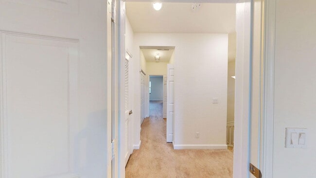 Building Photo - 6156 Bangalow Dr