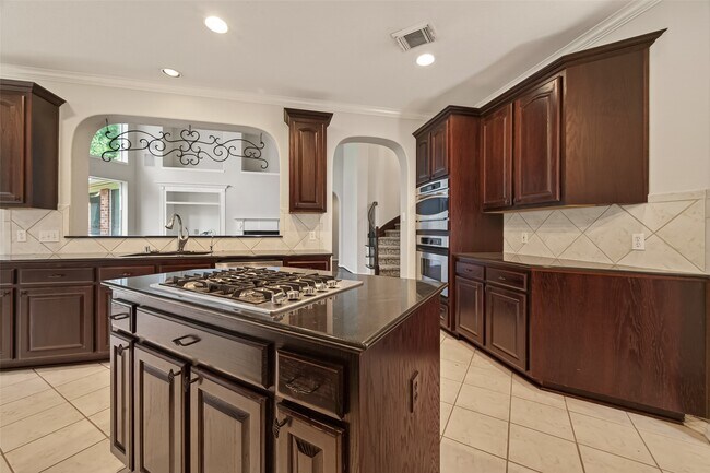 Building Photo - 8110 Clearwater Crossing