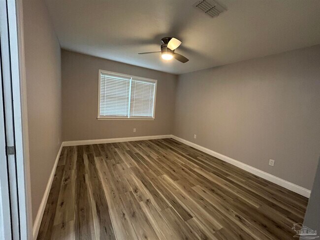 Building Photo - 4271 Reynosa Dr