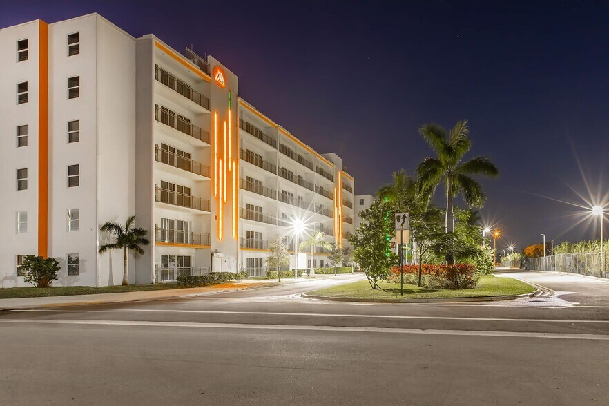 Building Photo - 25850 SW 140th Ct