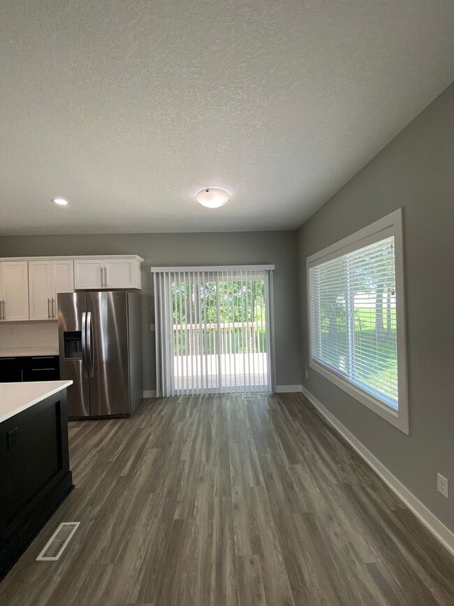 Building Photo - Beautiful and Unique Carriage House style home!