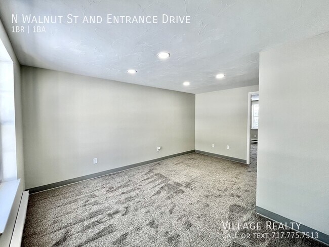 Building Photo - 312 N Walnut St