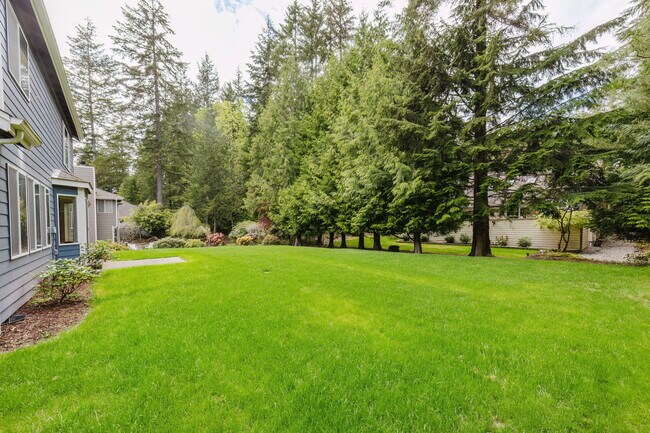 Building Photo - 6492 Wexford Ave SW