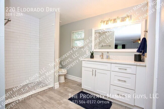 Building Photo - 220 Eldorado Dr
